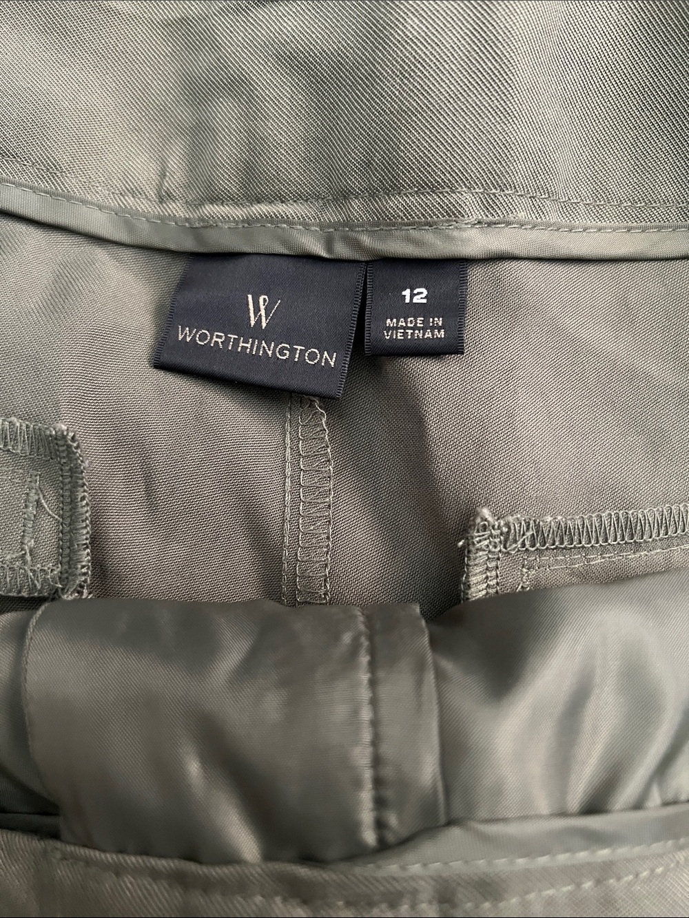 Worthington High-Waist Belted Pleated Shorts Size 12 NWT Avocado Green - Picture 4 of 5